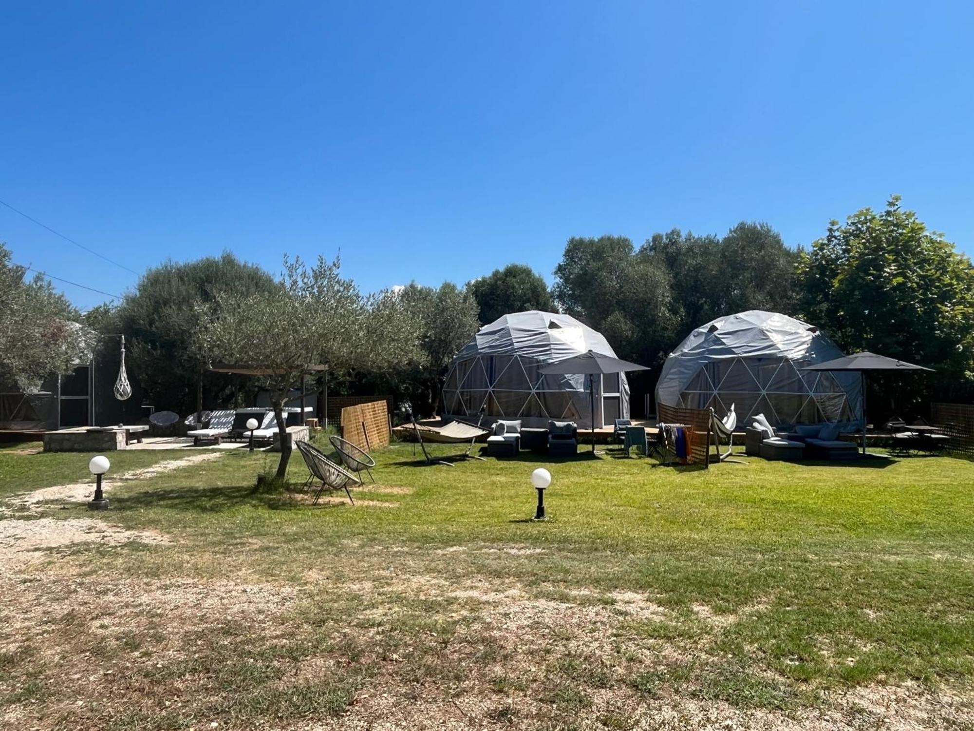 Hotel Manna Gea Glamping Domes Vónitsa Exterior foto